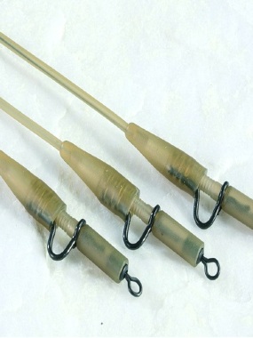 Extra Carp Safety Clips With Camo Tubing 